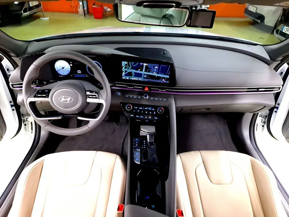 Hyundai AVANTE — фото 9
