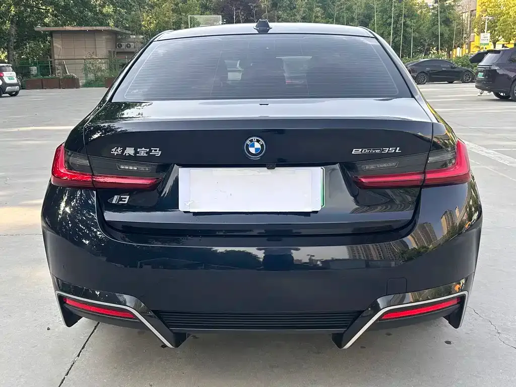 BMW i3 — фото 5