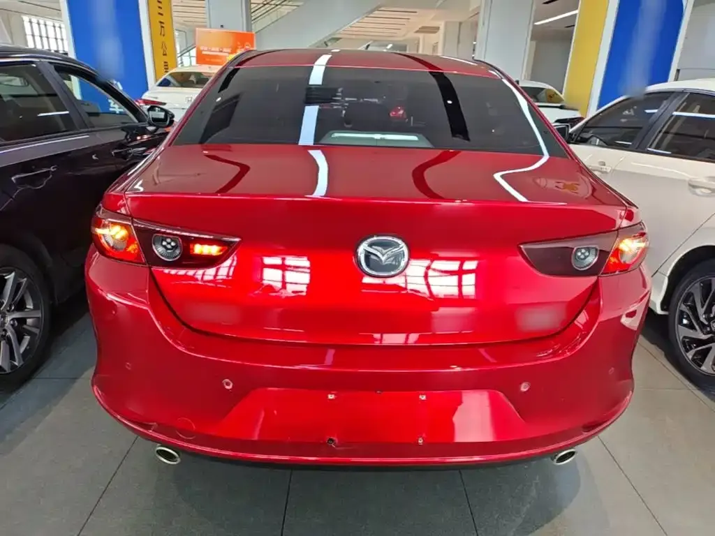 Mazda 3 Axela — фото 3