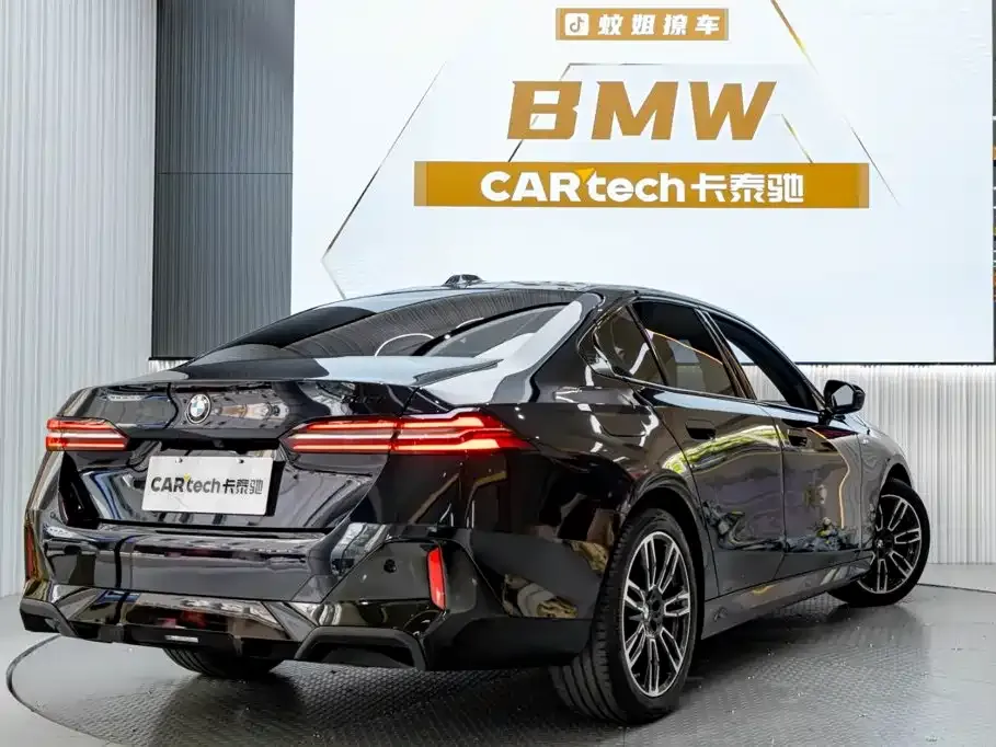 BMW 5 Series (Import) — фото 10