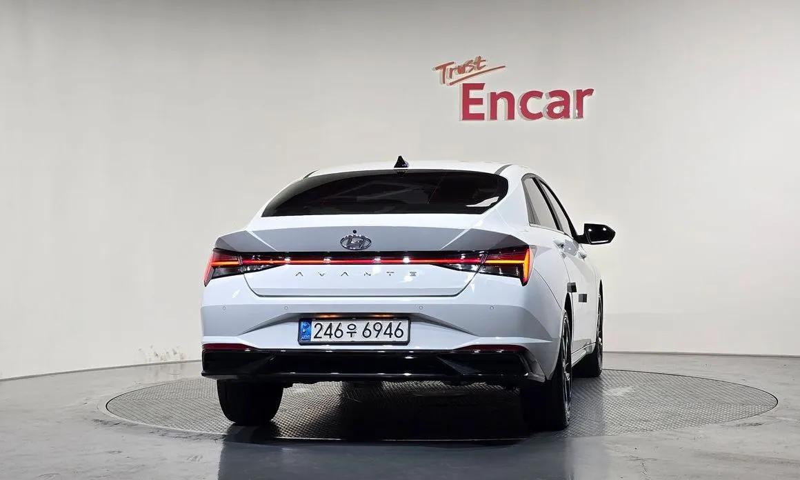 Hyundai AVANTE — фото 2