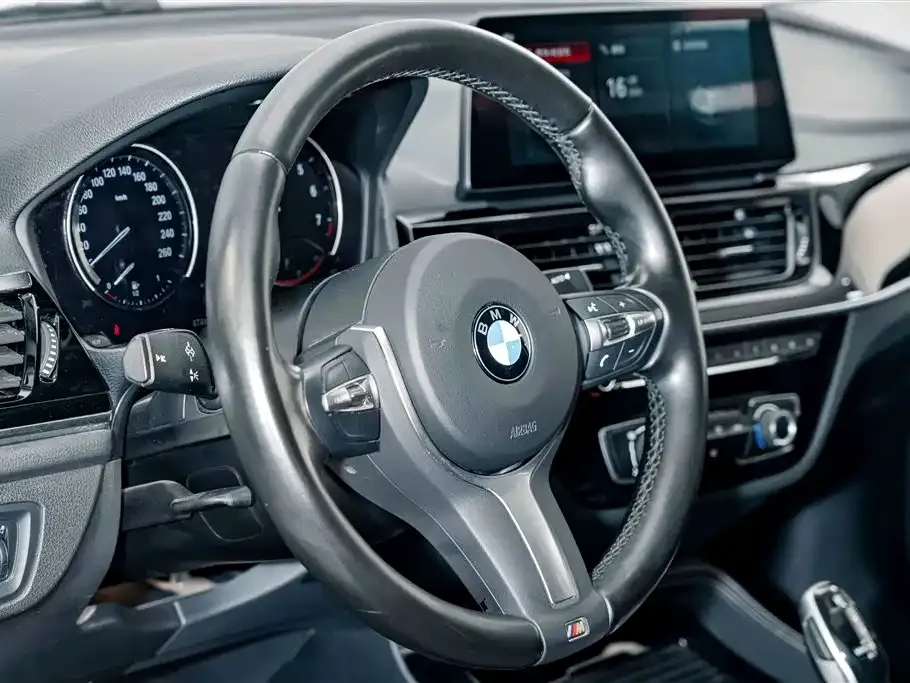 BMW 1 Series — фото 10