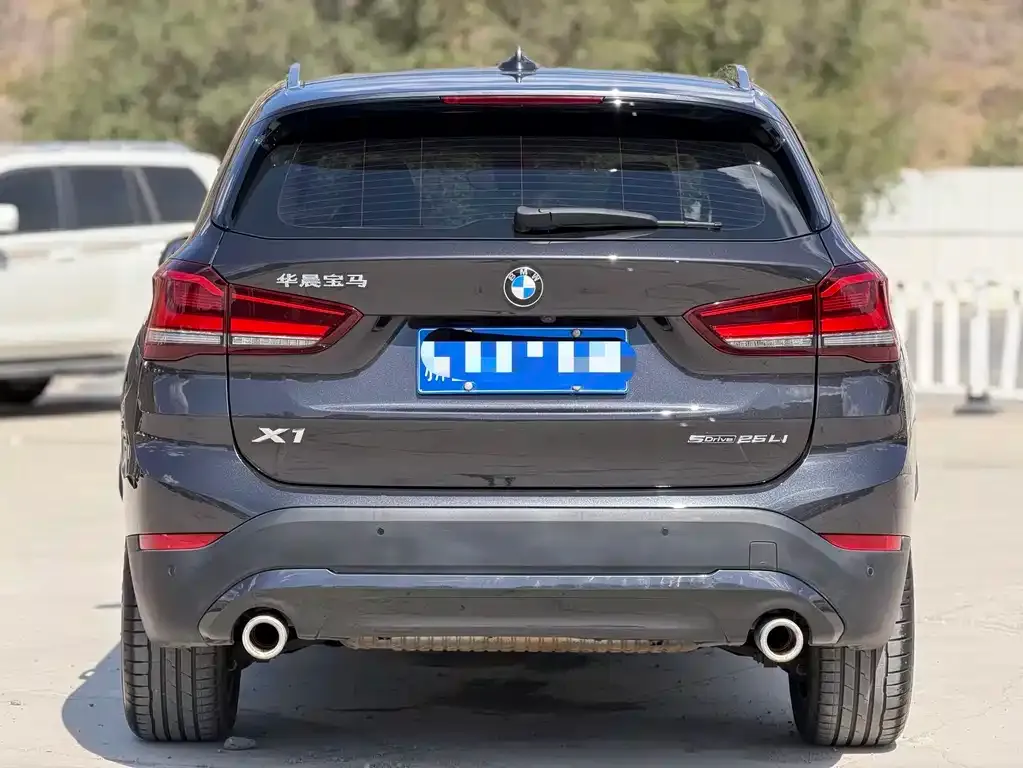BMW X1 — фото 6