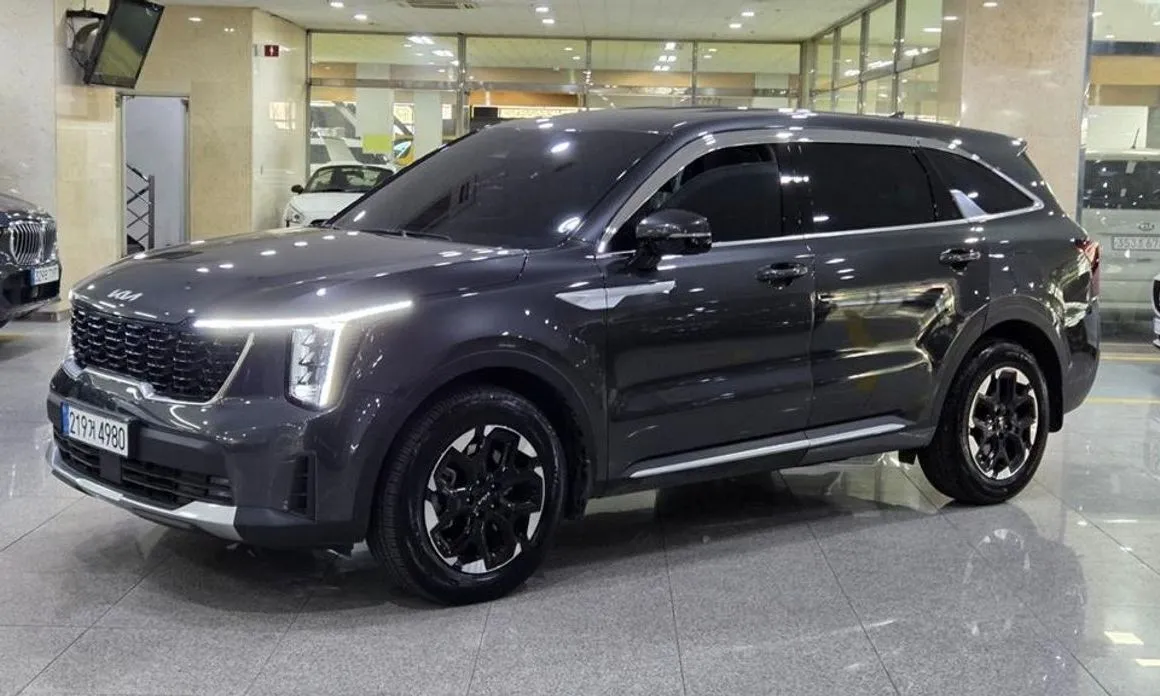 Kia Sorento — фото 1