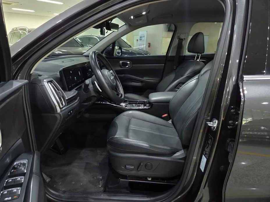 Kia Sorento — фото 10
