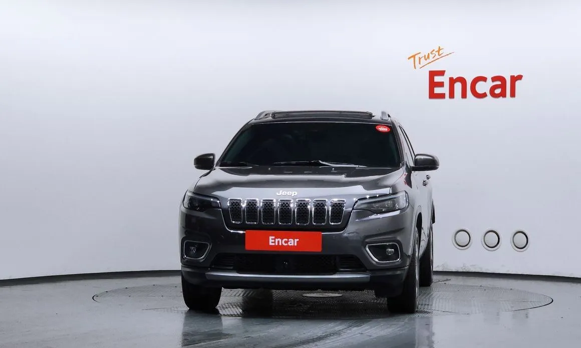 Jeep Cherokee — фото 2
