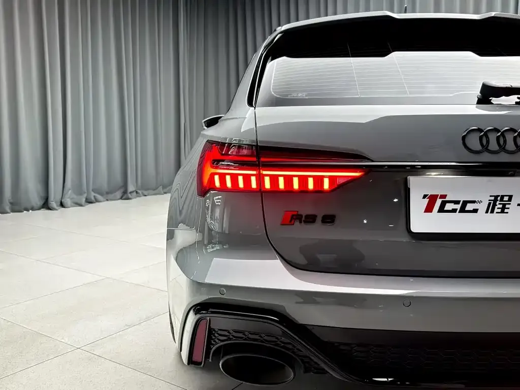 Audi RS 6 — фото 4