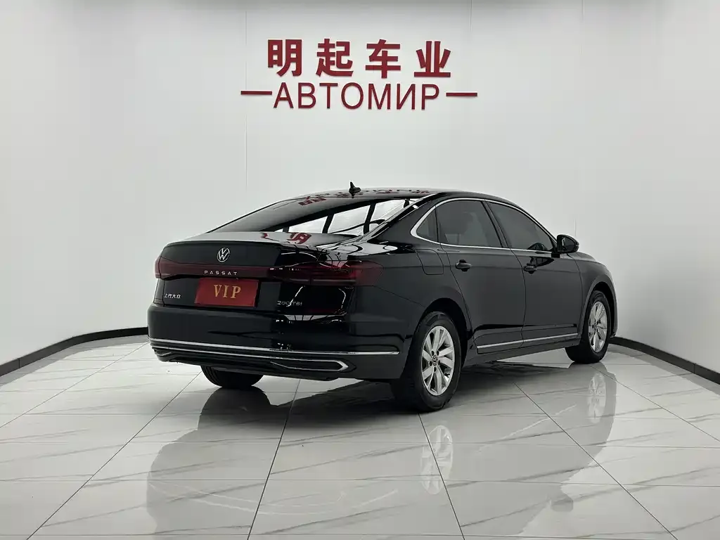 Volkswagen Passat — фото 8