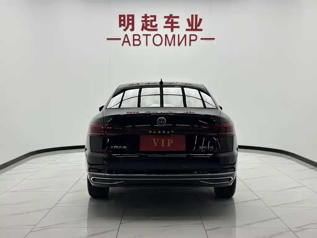 Volkswagen Passat — фото 2