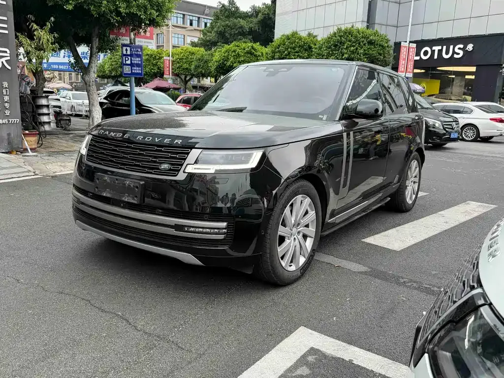 Land Rover Range Rover — фото 1