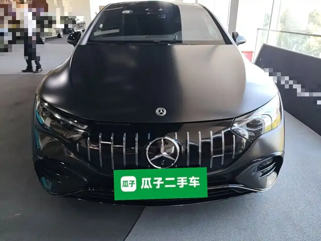 Mercedes-Benz EQE AMG — фото 2