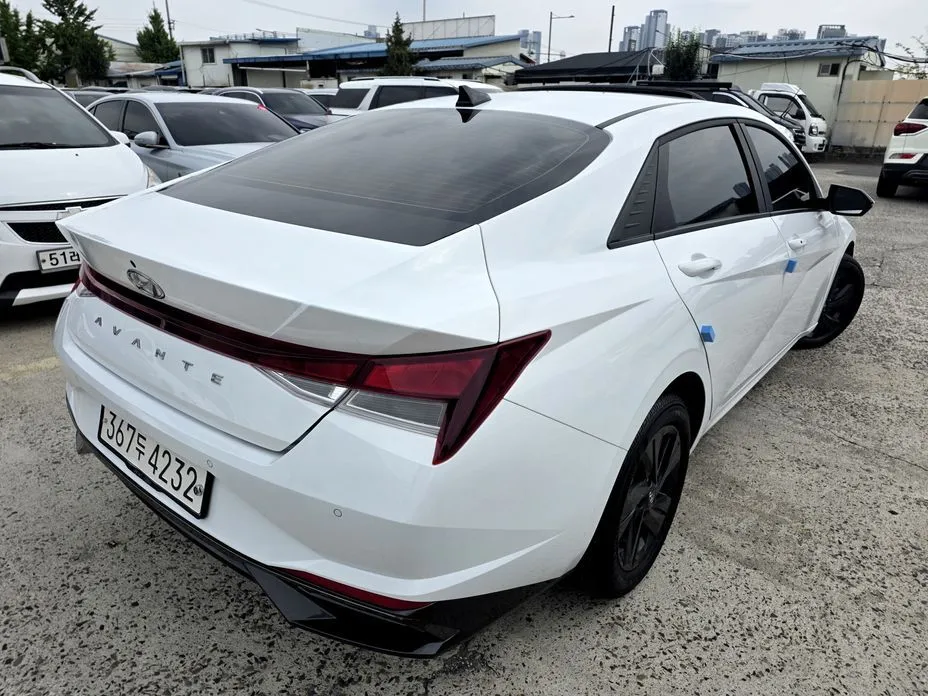 Hyundai AVANTE — фото 9