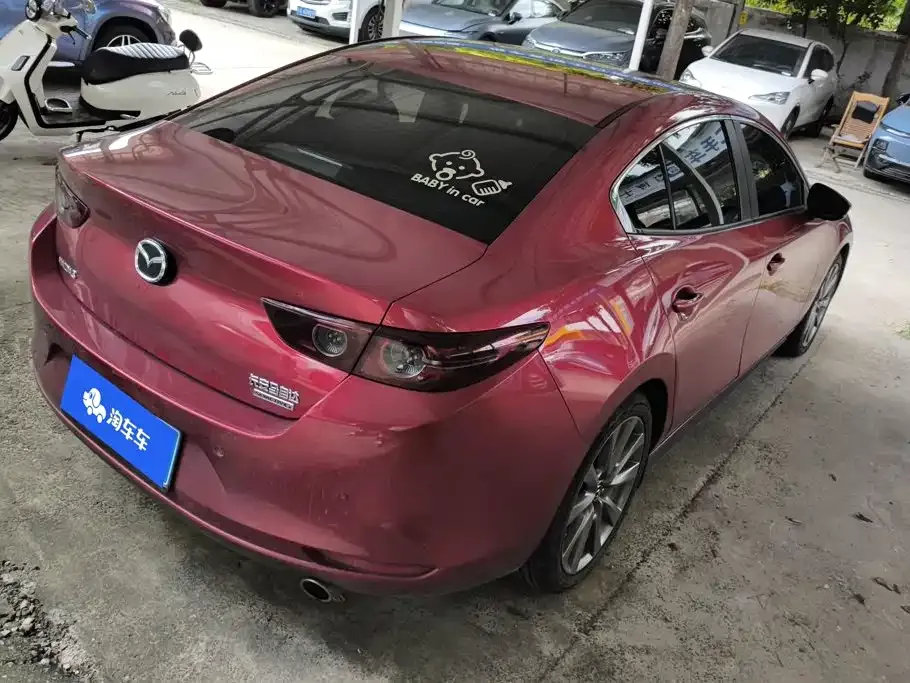 Mazda 3 Axela — фото 10