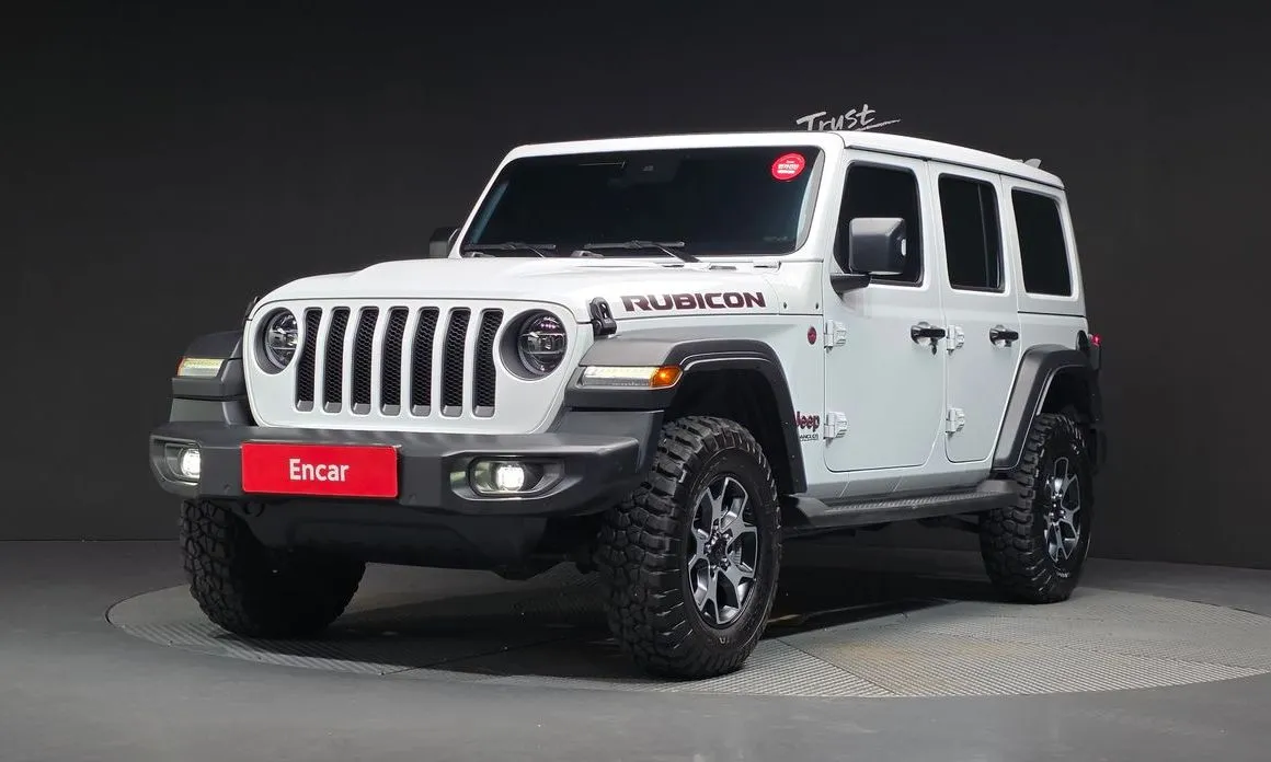 Jeep Wrangler — фото 1