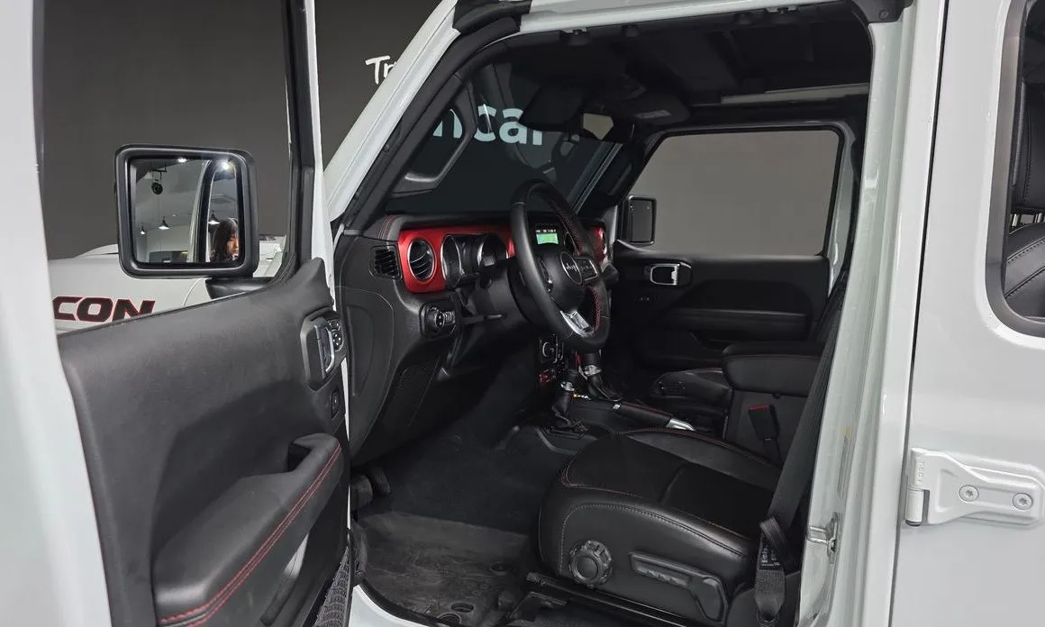 Jeep Wrangler — фото 2