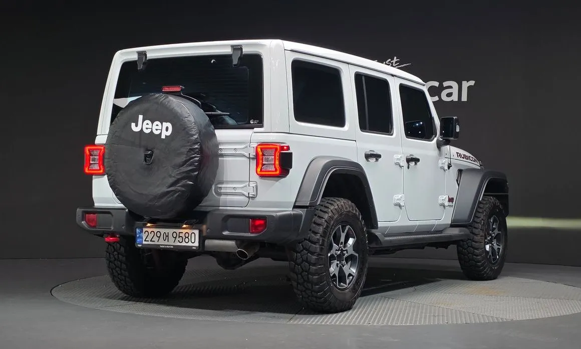 Jeep Wrangler — фото 5