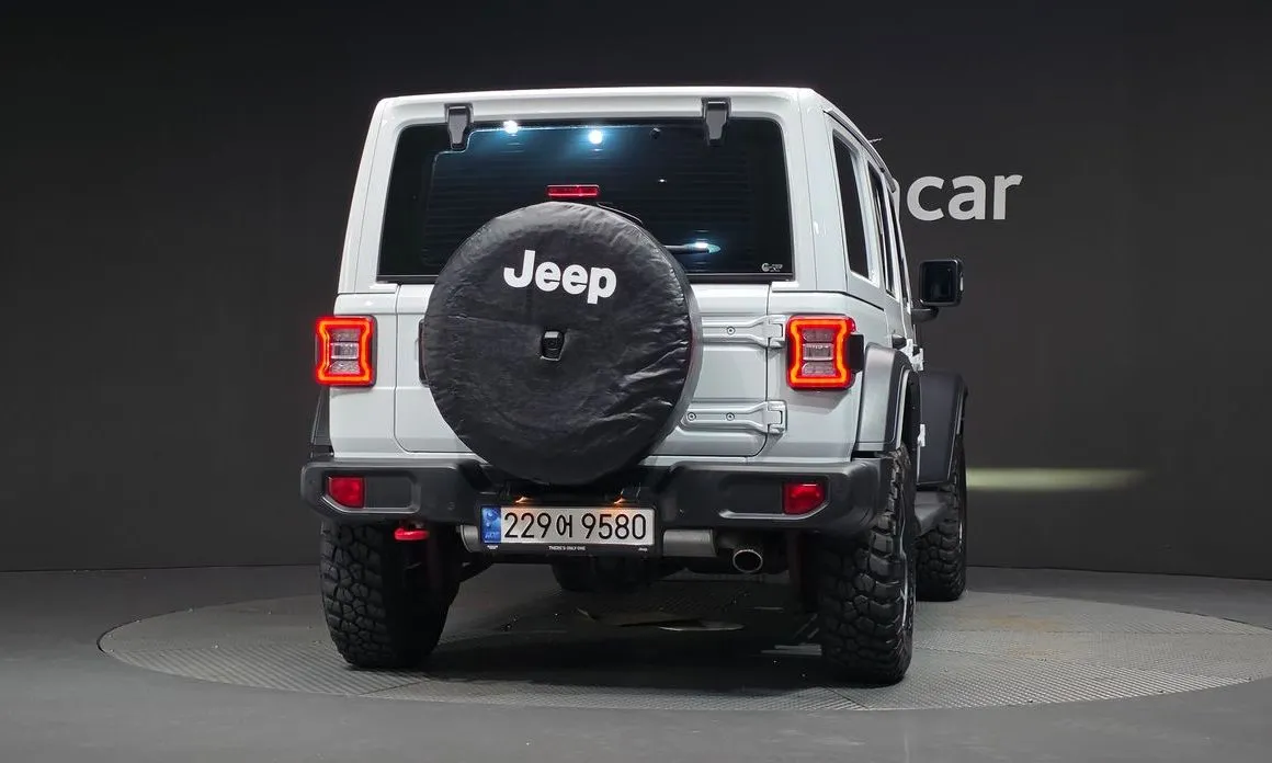 Jeep Wrangler — фото 3