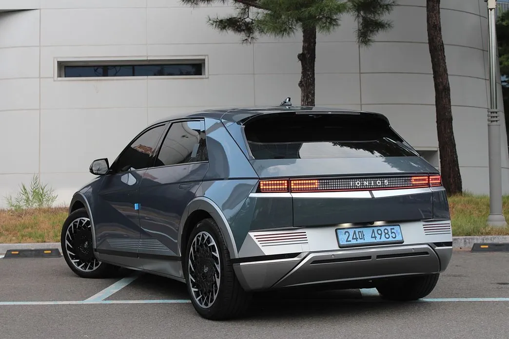 Hyundai Ioniq5 — фото 9