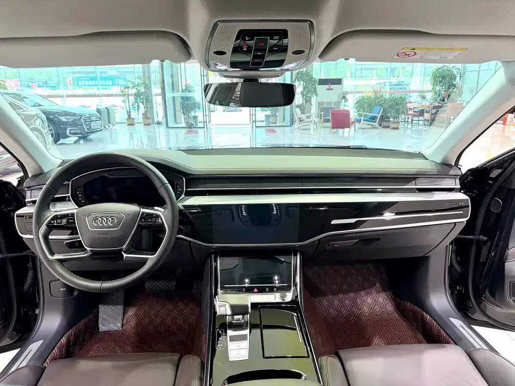 Audi A8 — фото 6