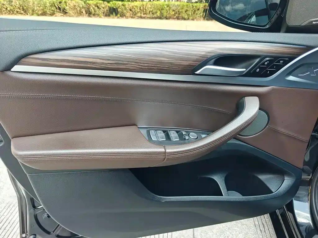 BMW X3 — фото 4