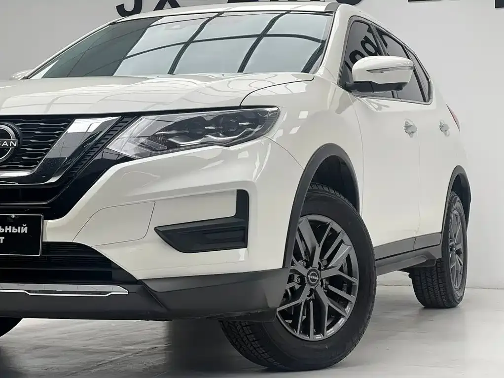 Nissan X-Trail — фото 8