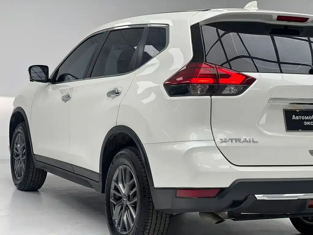 Nissan X-Trail — фото 7