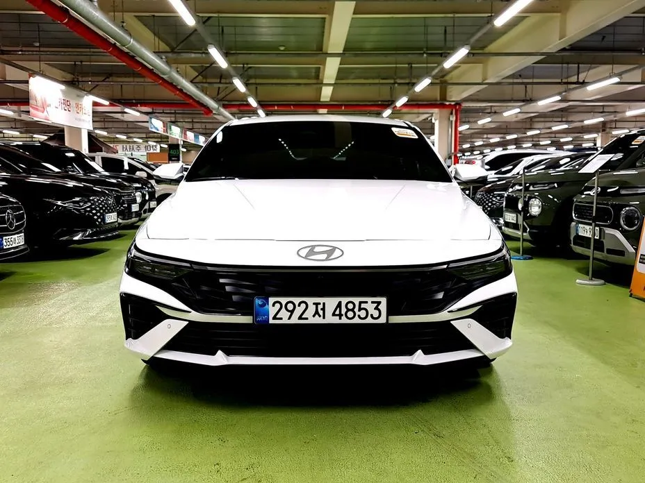 Hyundai AVANTE — фото 8