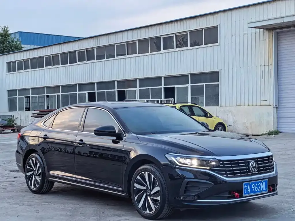 Volkswagen Passat — фото 4