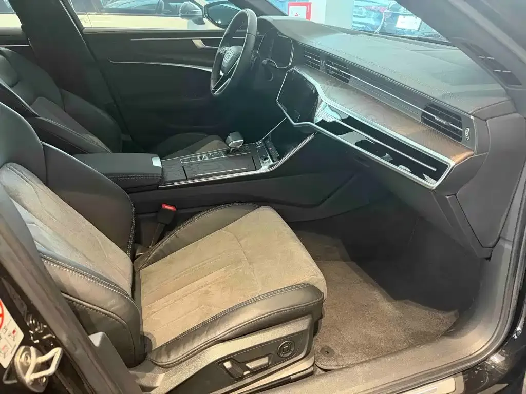 Audi A6L New Energy — фото 3