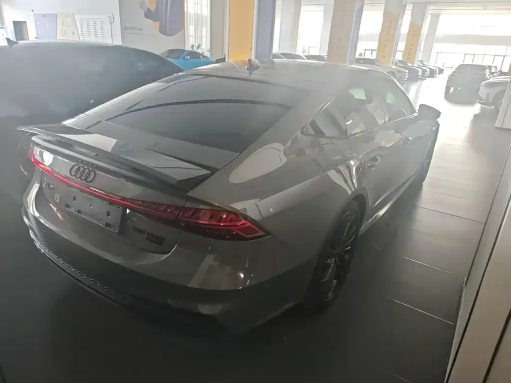 Audi A7 — фото 8