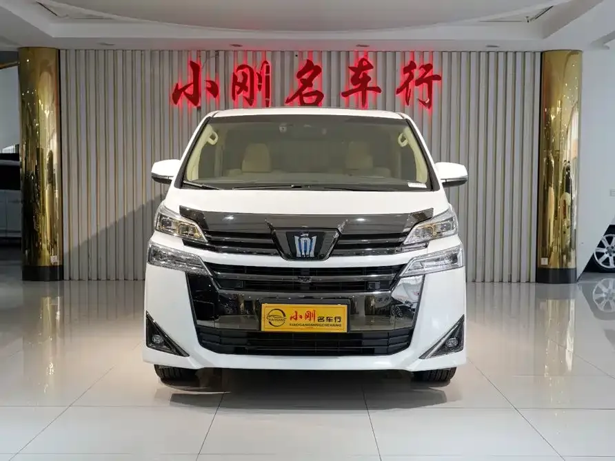 Toyota Vellfire — фото 5