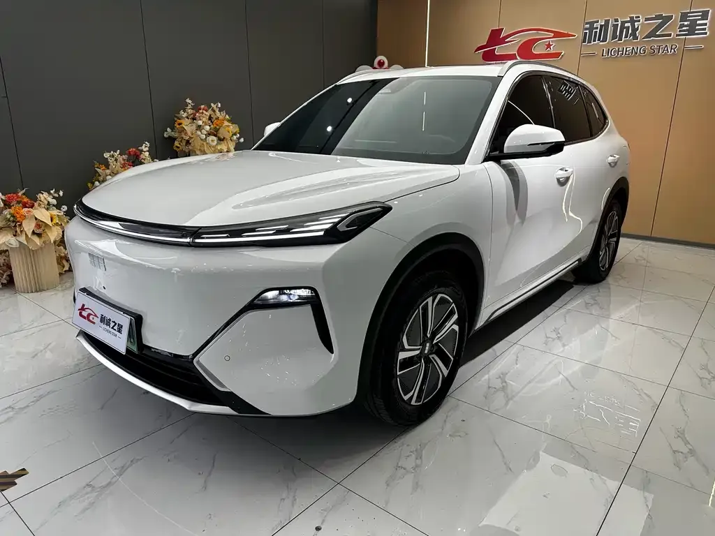 Geely Galaxy Xingjian 7 — фото 1