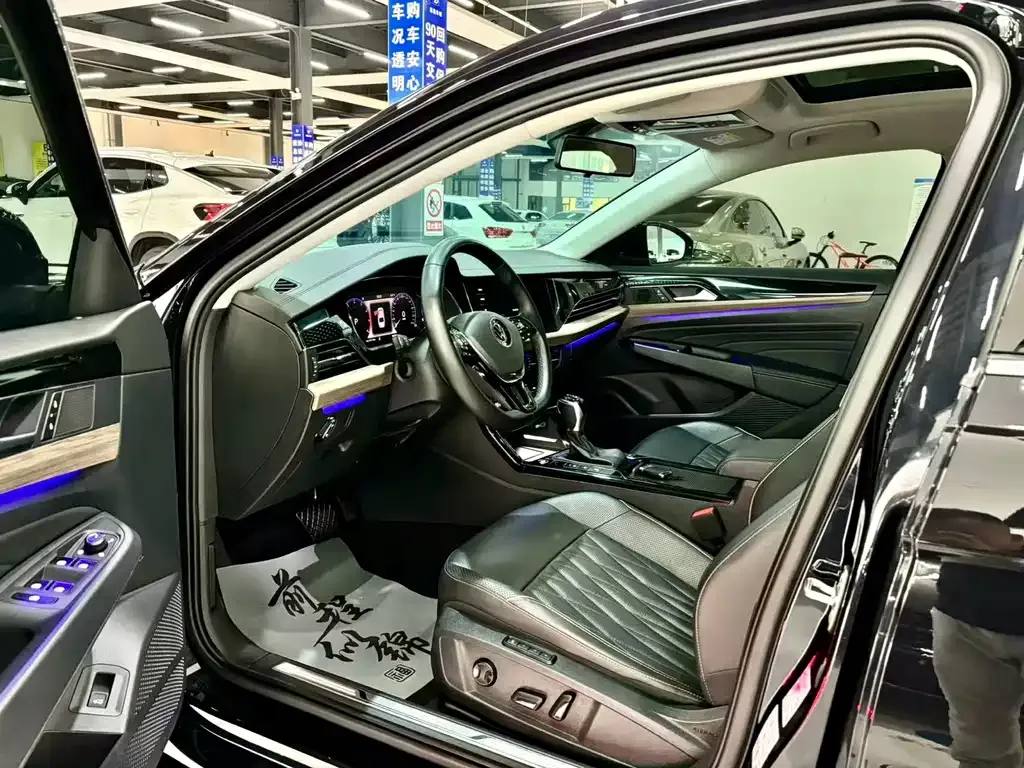 Volkswagen Passat — фото 7