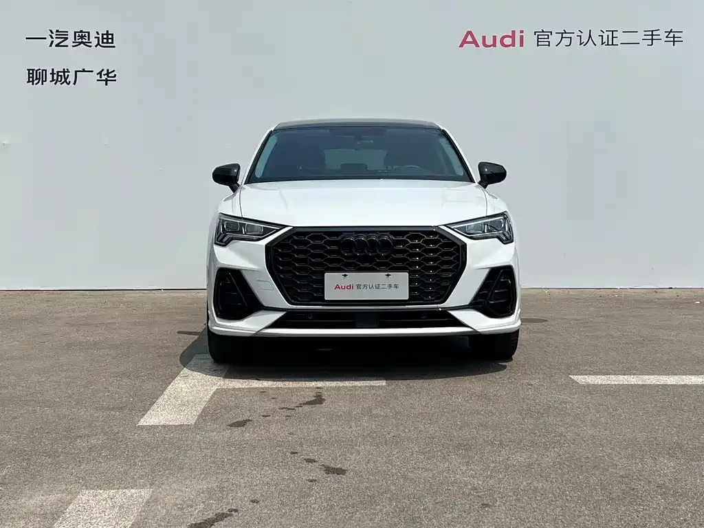 Audi Q3 Sportback — фото 10