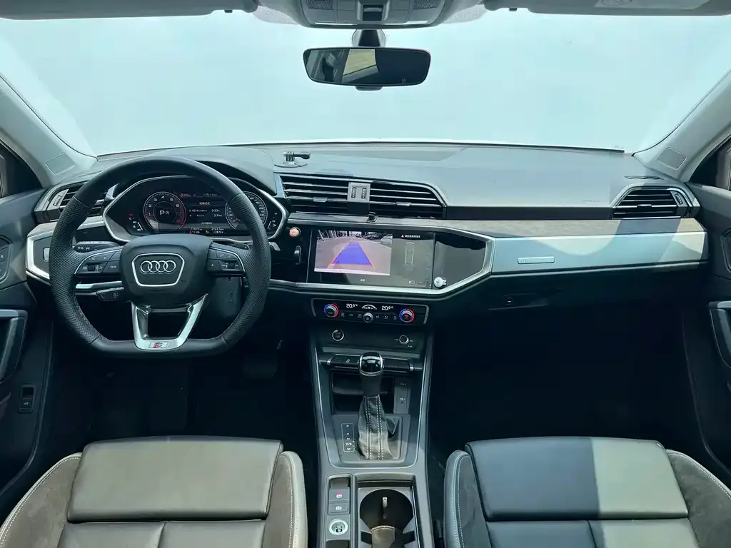 Audi Q3 Sportback — фото 5