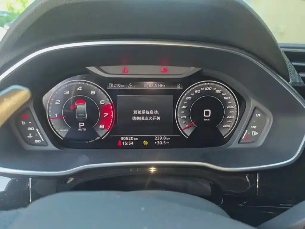 Audi Q3 Sportback — фото 2