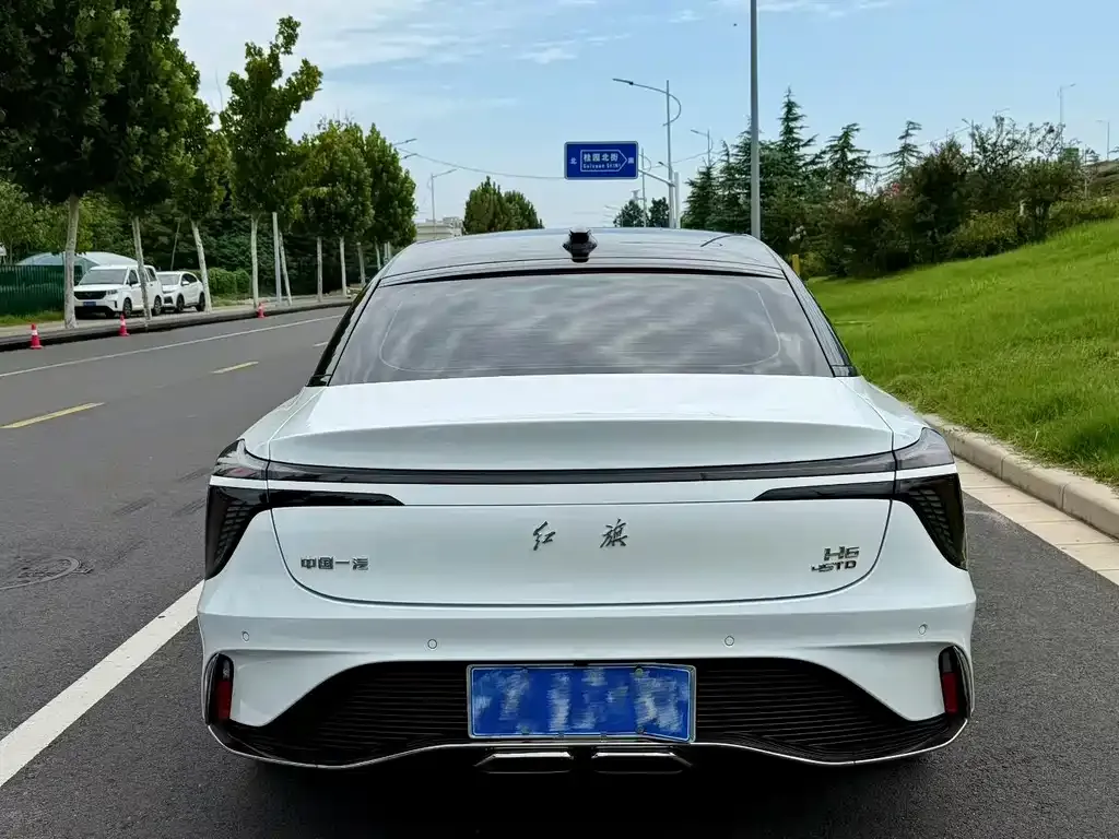 Hongqi H6 — фото 2