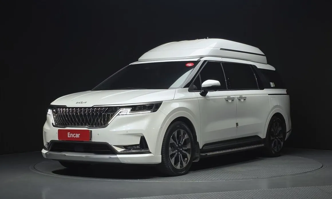 Kia Carnival — фото 1