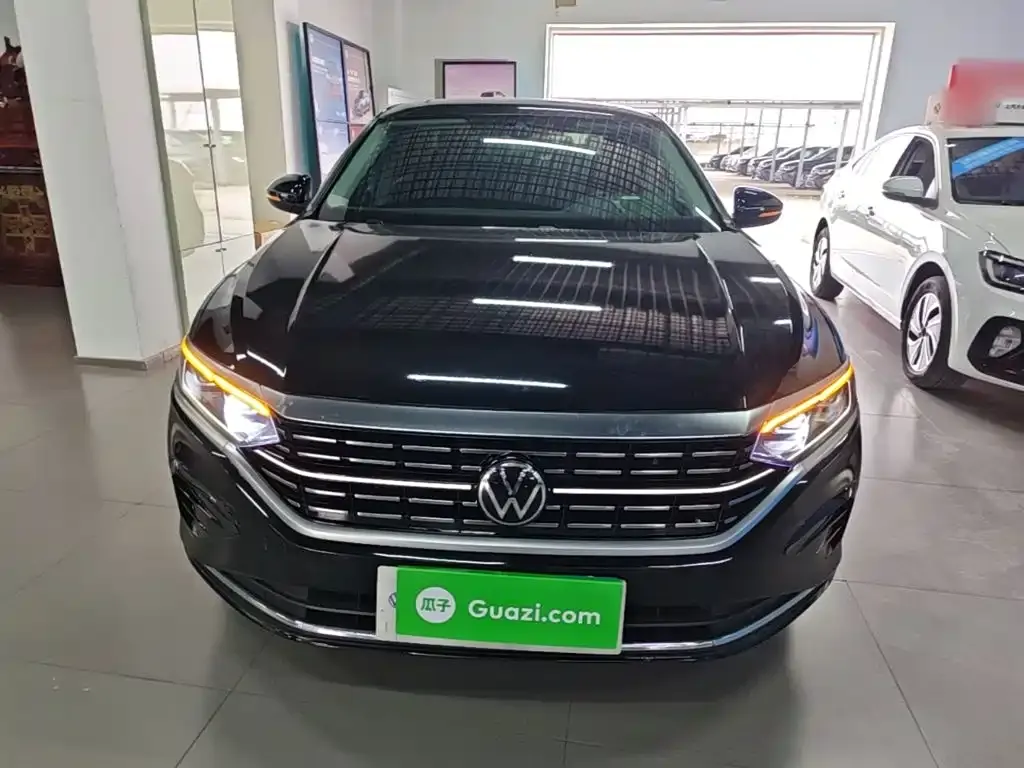 Volkswagen Passat — фото 2