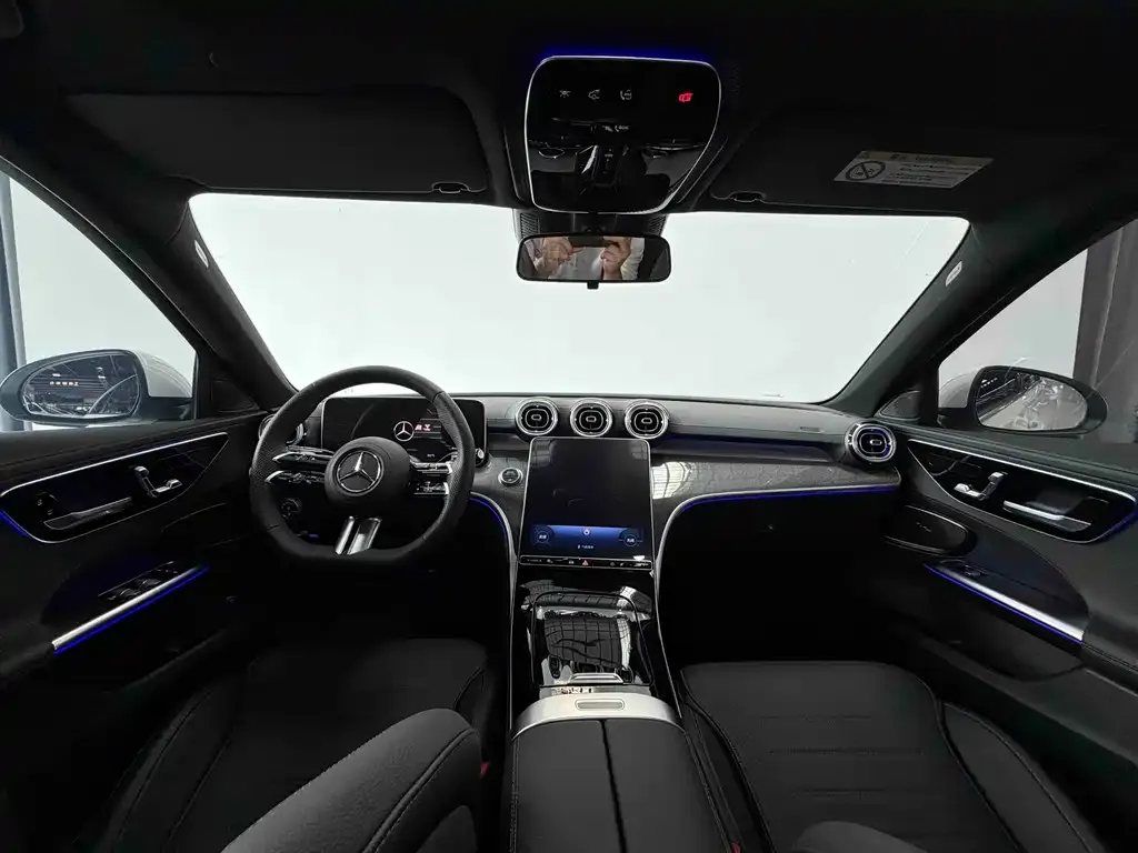 Mercedes-Benz C-Class — фото 10