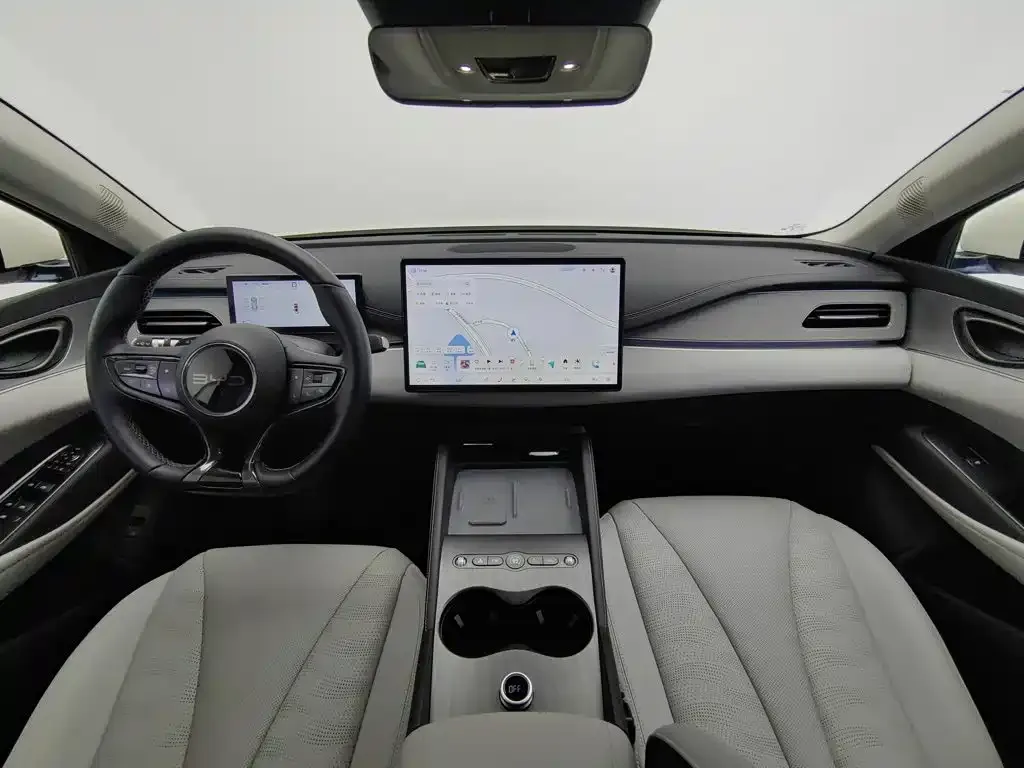 BYD Seal 06 DM-i Touring — фото 9