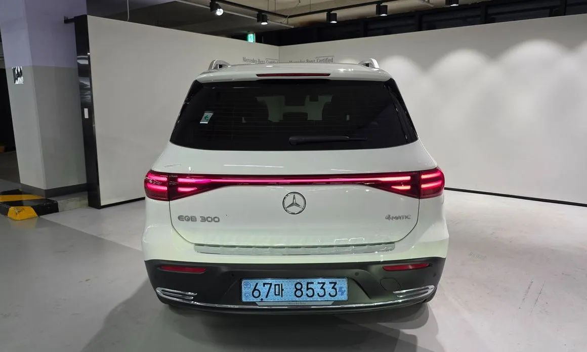 Mercedes-Benz EQB — фото 2