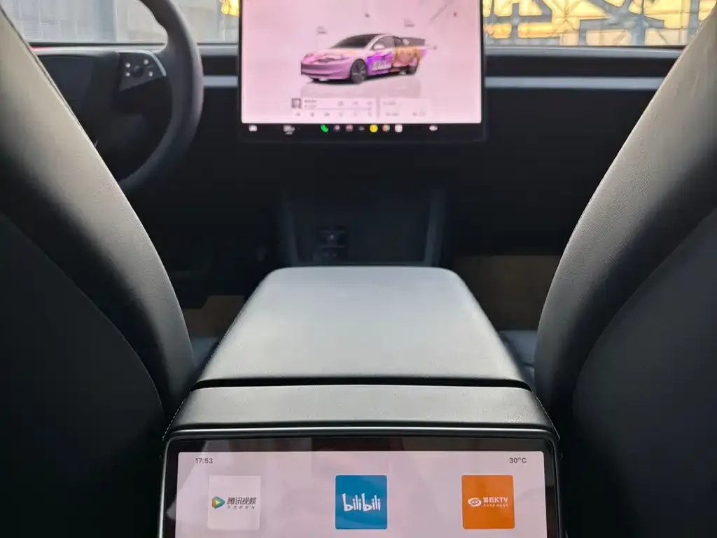 Tesla Model 3 — фото 3