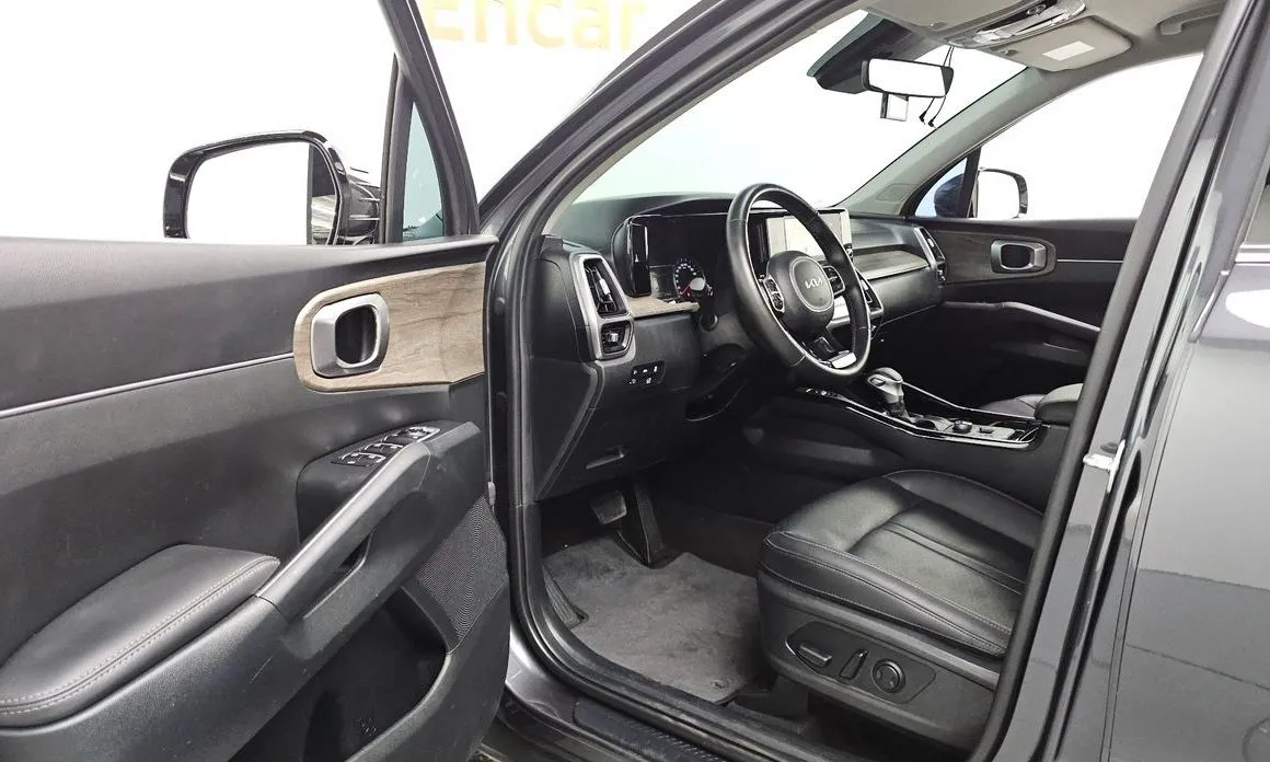 Kia Sorento — фото 6