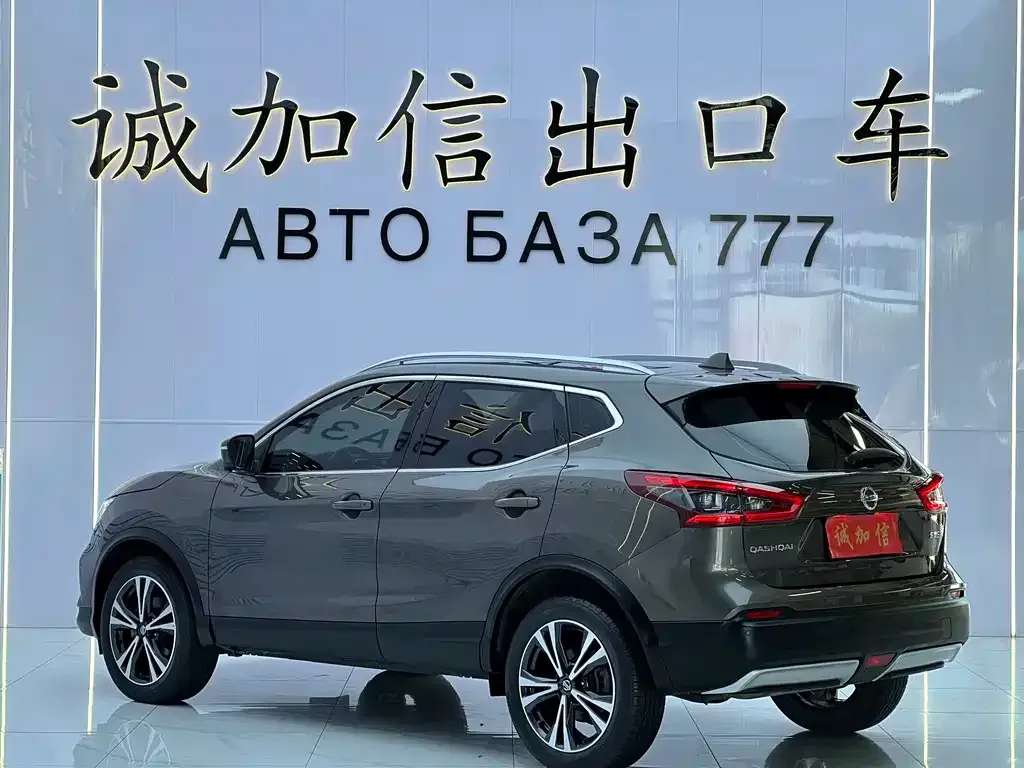 Nissan Qashqai — фото 10
