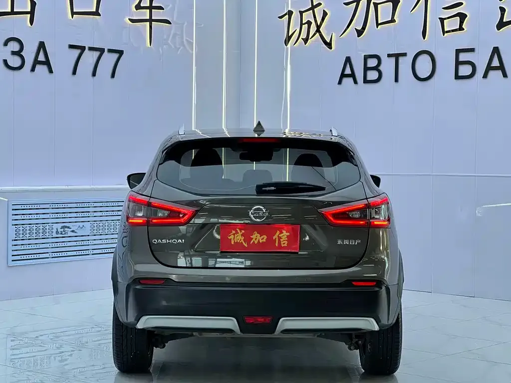 Nissan Qashqai — фото 5