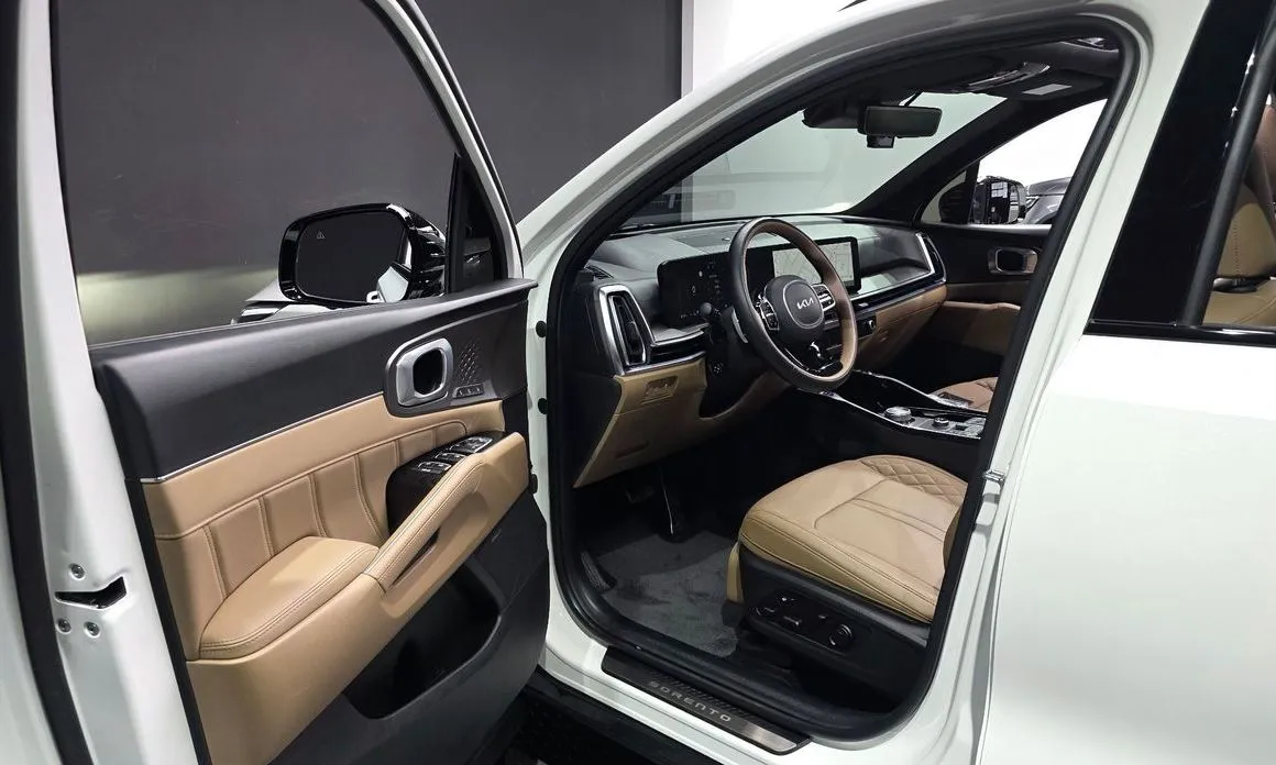 Kia Sorento — фото 9