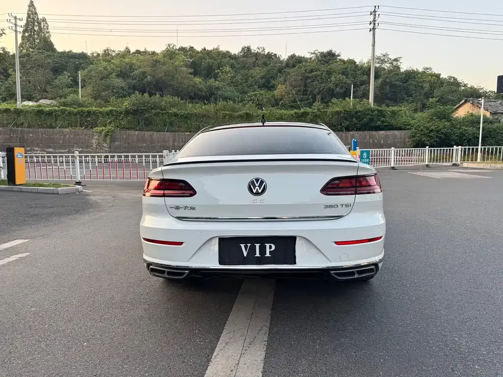 Volkswagen CC — фото 8