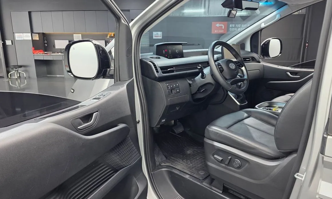 Hyundai Staria — фото 4