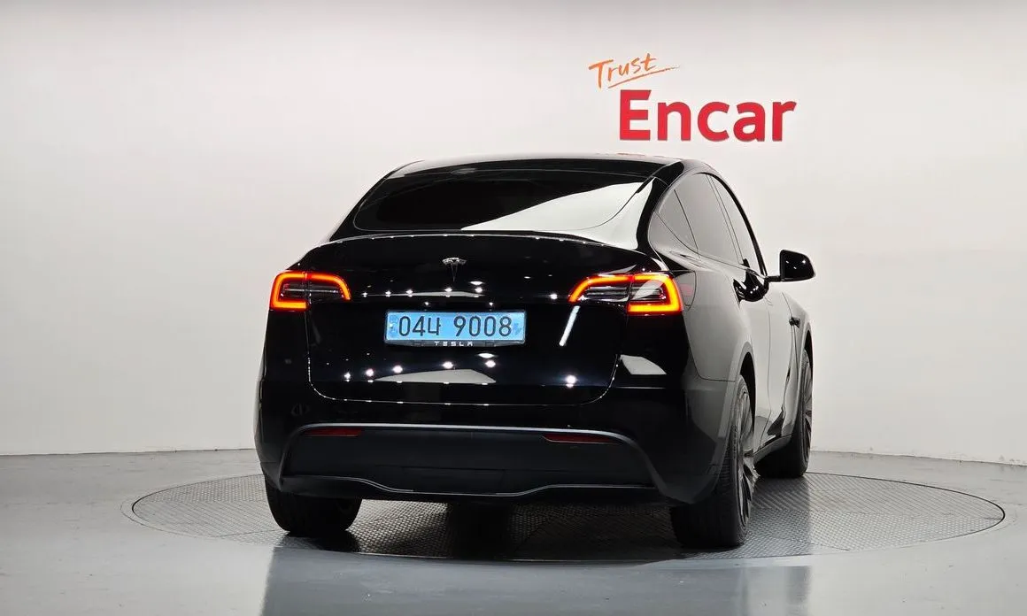 Tesla Model Y — фото 4
